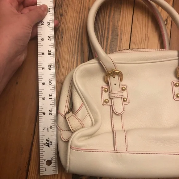 Dooney & Bourke White leather pink lining purse - Picture 8 of 8